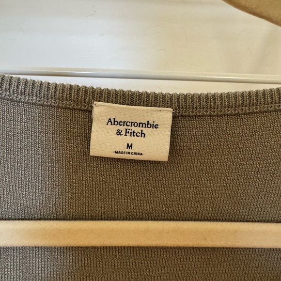 Abercrombie and Fitch Cardigan Top - Picture 3 of 4